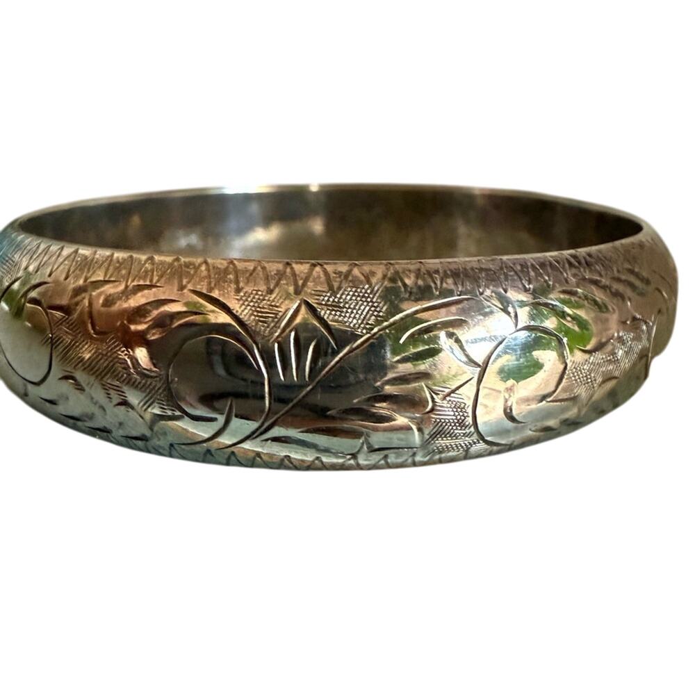 925 Sterling Silver VINTAGE etched Hinged Bangle Bracelet